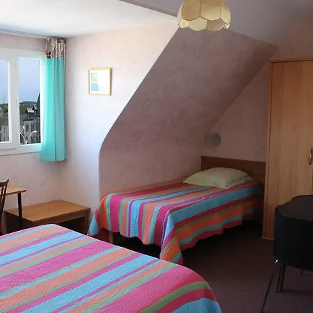 Arroplace Nocleg ze śniadaniem 4*